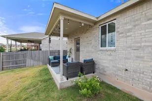 196 Sweetleaf Dr, Buda, TX 78610 - Photo 12