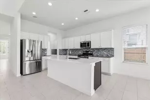 7201 Garnet Mill Ln, Austin, TX 78744 - Photo 8