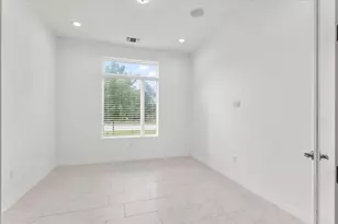 7201 Garnet Mill Ln, Austin, TX 78744 - Photo 16