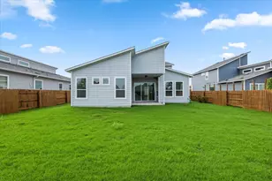 7201 Garnet Mill Ln, Austin, TX 78744 - Photo 34