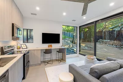 2503 Dip Cove, Austin, TX 78704 - Photo 16