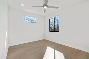 1405 Perez St, Austin, TX 78721 - Photo 24