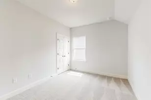 11704 Dillon Fls Dr, Austin, TX 78747 - Photo 12