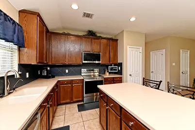 18608 Royal Pointe Drive, Pflugerville, TX 78660 - Photo 14