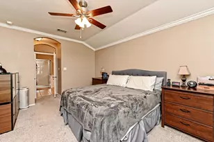 18608 Royal Pointe Dr, Pflugerville, TX 78660 - Photo 4