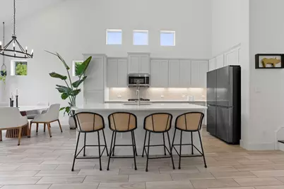 101 Cartwheel Bend #52, Austin, TX 78738 - Photo 2