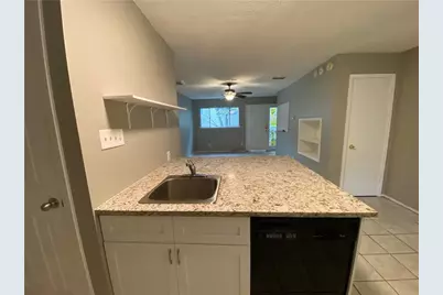 2413 Leon Street #101, Austin, TX 78705 - Photo 10