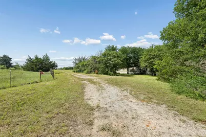 194 Private Road 4663, Boyd, TX 76023 - Photo 2