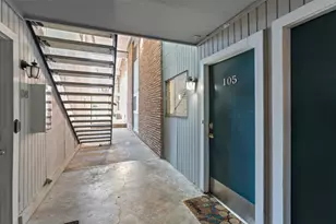 2208 Enfield Rd, Austin, TX 78703 - Photo 8