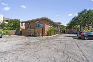 2208 Enfield Rd, Austin, TX 78703 - Photo 2
