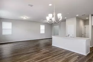 10702 Sentinel Dr, Austin, TX 78747 - Photo 6