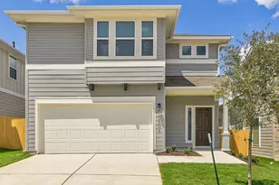 10702 Sentinel Dr, Austin, TX 78747 - Photo 2