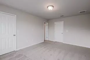 10702 Sentinel Dr, Austin, TX 78747 - Photo 16