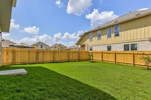 10702 Sentinel Dr, Austin, TX 78747 - Photo 22