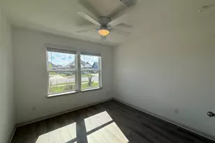 235 Sweetwater Crk Ln, Hutto, TX 78634 - Photo 18