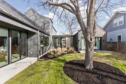 7502 Saint Louis Street, Austin, TX 78757 - Photo 30