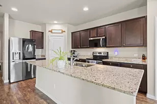 14009 Mark Christopher Wy, Manor, TX 78653 - Photo 2