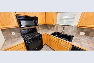 1102 W 22nd Street, Austin, TX 78705 - Photo 4