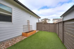 1708 Arcilla St, Austin, TX 78741 - Photo 28