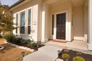 1708 Arcilla St, Austin, TX 78741 - Photo 2