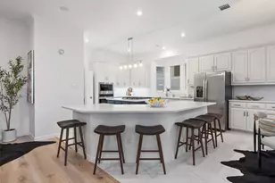 7500 Fireoak Dr, Austin, TX 78759 - Photo 12