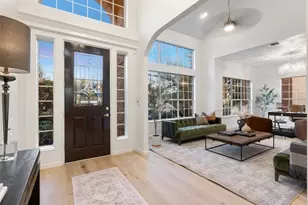 7500 Fireoak Dr, Austin, TX 78759 - Photo 2