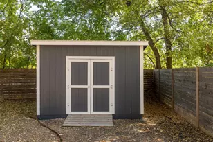 6511 Chesterfield Ave, Austin, TX 78752 - Photo 26