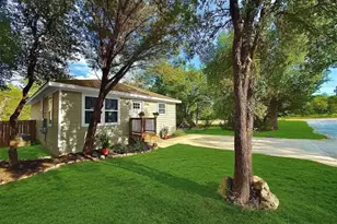 11403 Leander St, Jonestown, TX 78645 - Photo 2