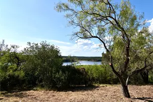 637 Wesley Ridge Dr, Spicewood, TX 78669 - Photo 4