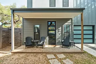 1183 Oak Grove Ave, Austin, TX 78702 - Photo 2