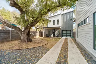 1183 Oak Grove Ave, Austin, TX 78702 - Photo 1