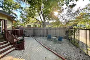 2103 E 16th St, Austin, TX 78702 - Photo 20
