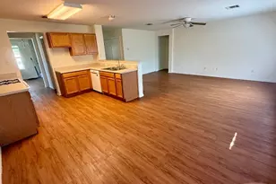 940 Goldenrod St, Kyle, TX 78640 - Photo 6