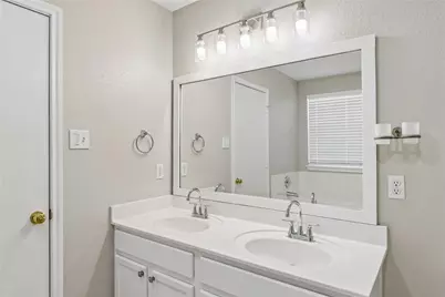 505 Washington Square Drive, Leander, TX 78641 - Photo 20