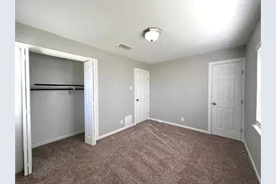 2500 Biggs Drive, Austin, TX 78741 - Photo 12