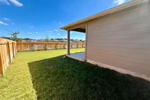 1314 Prescott Pl, Lockhart, TX 78644 - Photo 24