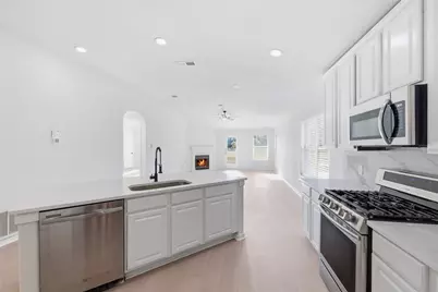 744 Bent Wood Place, Round Rock, TX 78665 - Photo 6