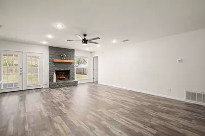 110 W Garrett Run, Austin, TX 78753 - Photo 4