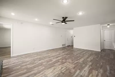 110 W Garrett Run, Austin, TX 78753 - Photo 10