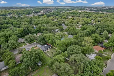 943 Field Street, San Marcos, TX 78666 - Photo 4