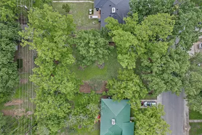 943 Field Street, San Marcos, TX 78666 - Photo 6