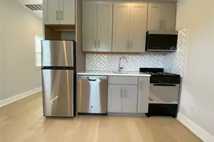 6920 Bethune Ave, Austin, TX 78752 - Photo 4