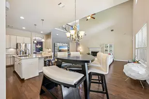 213 Lake Como Dr, Lakeway, TX 78734 - Photo 6