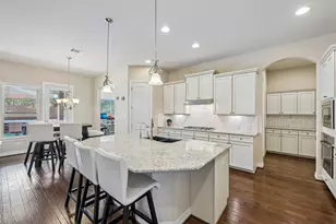 213 Lake Como Dr, Lakeway, TX 78734 - Photo 4
