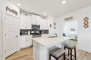 306 Banff Dr, Kyle, TX 78640 - Photo 10