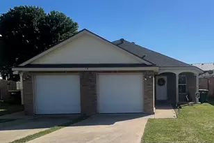 704 Claremont Pkwy, Marble Falls, TX 78654 - Photo 1