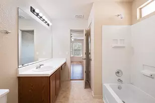 7101 Thannas Way, Austin, TX 78744 - Photo 28