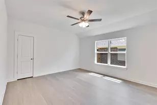 13509 Barn Chime St, Elgin, TX 78621 - Photo 38