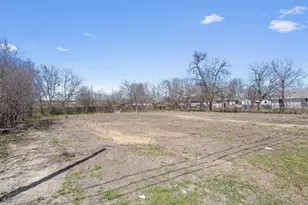 508 W Martin Luther King Jr Blvd, Taylor, TX 76574 - Photo 1