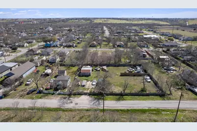 508 W Martin Luther King Jr Boulevard, Taylor, TX 76574 - Photo 14